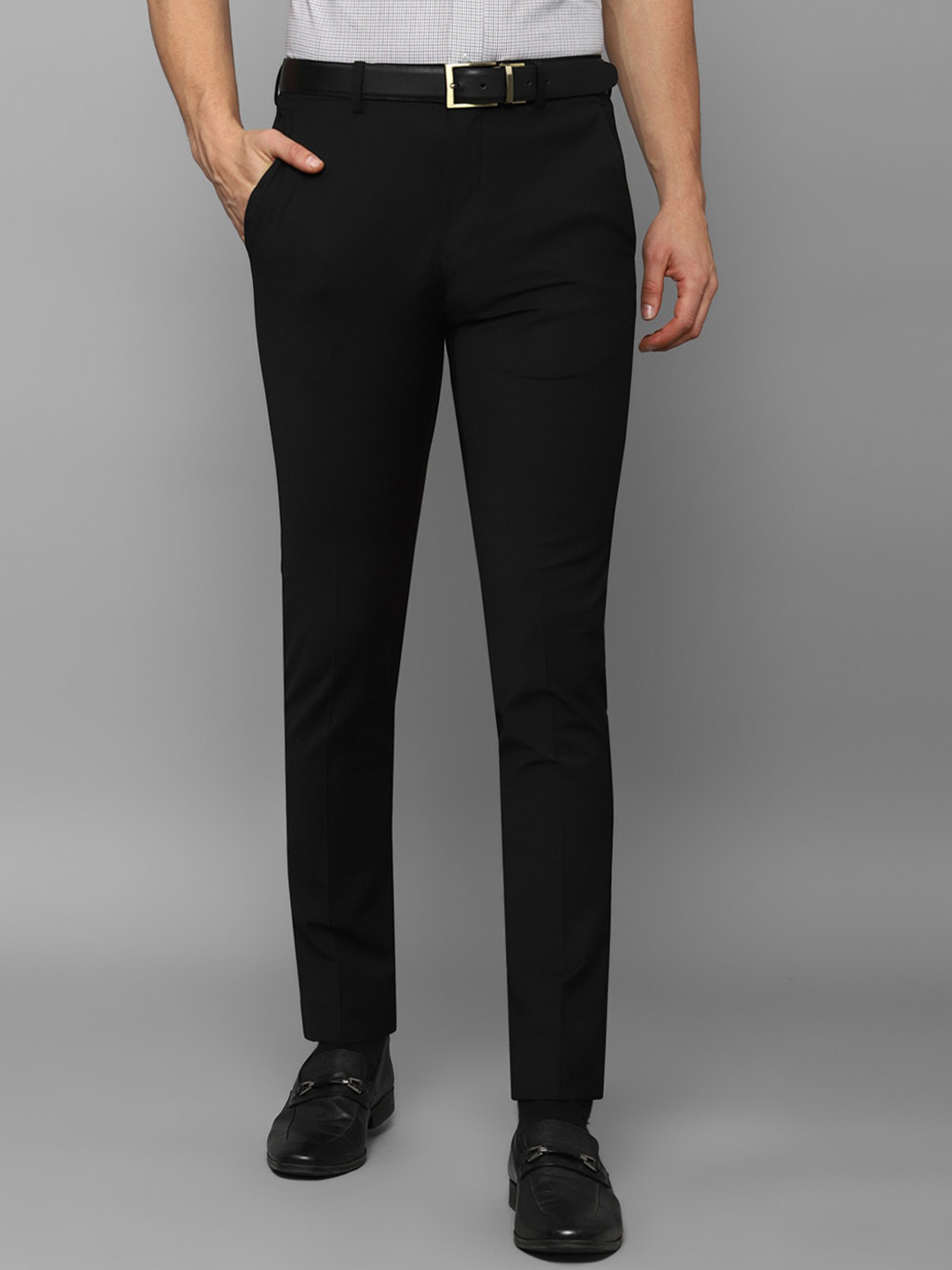 

Louis Philippe Men Slim Fit Formal Trousers, Black