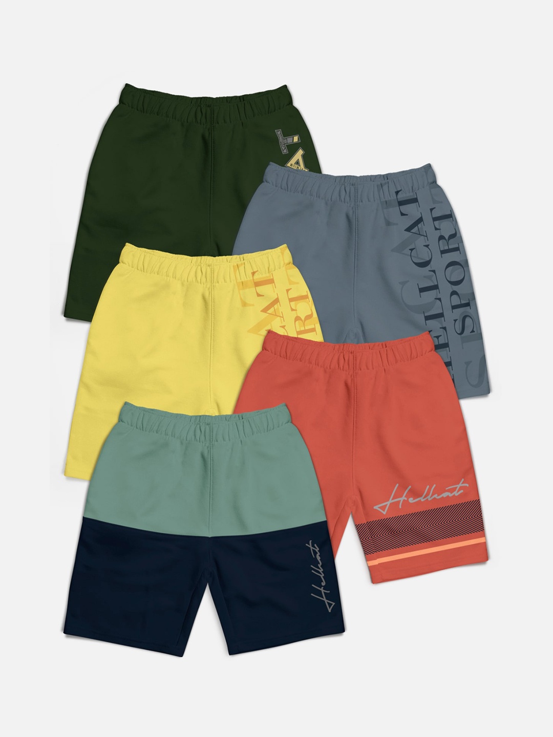 

HELLCAT Boys Pack Of 5 Typography Printed Cotton Shorts, Green