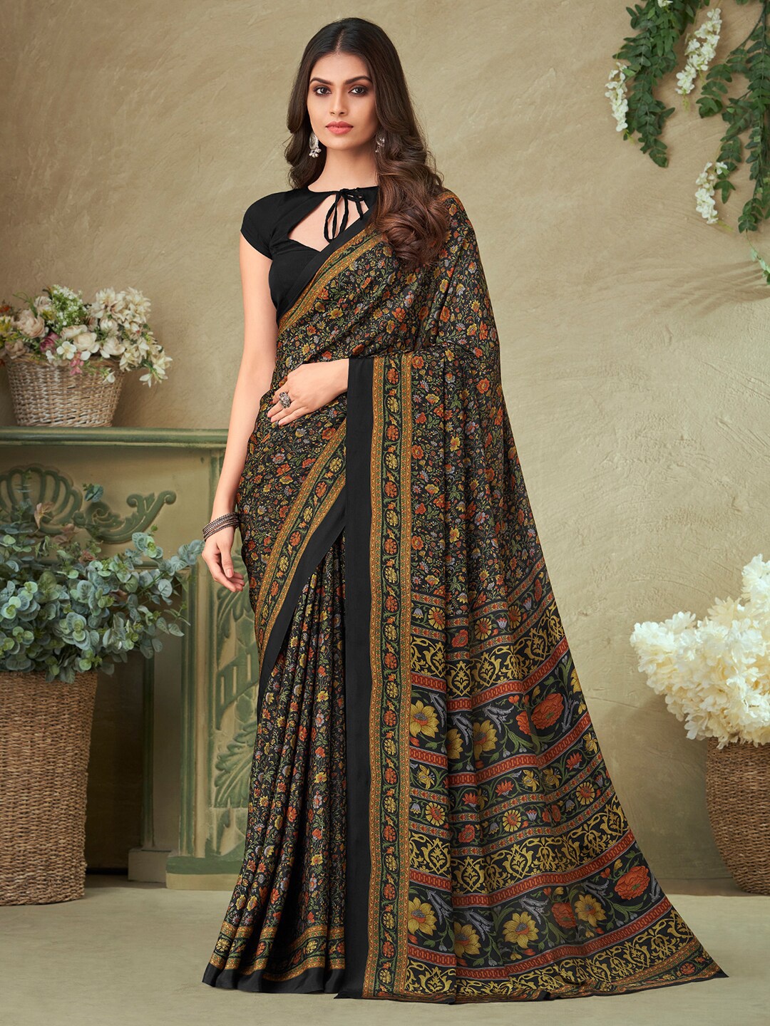 

Kasak Floral Printed Saree, Black