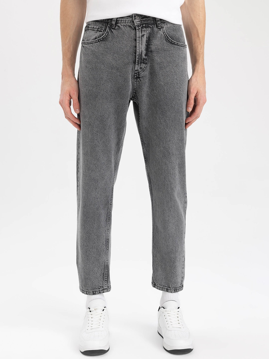 

DeFacto Men Straight Fit Pure Cotton Jeans, Grey