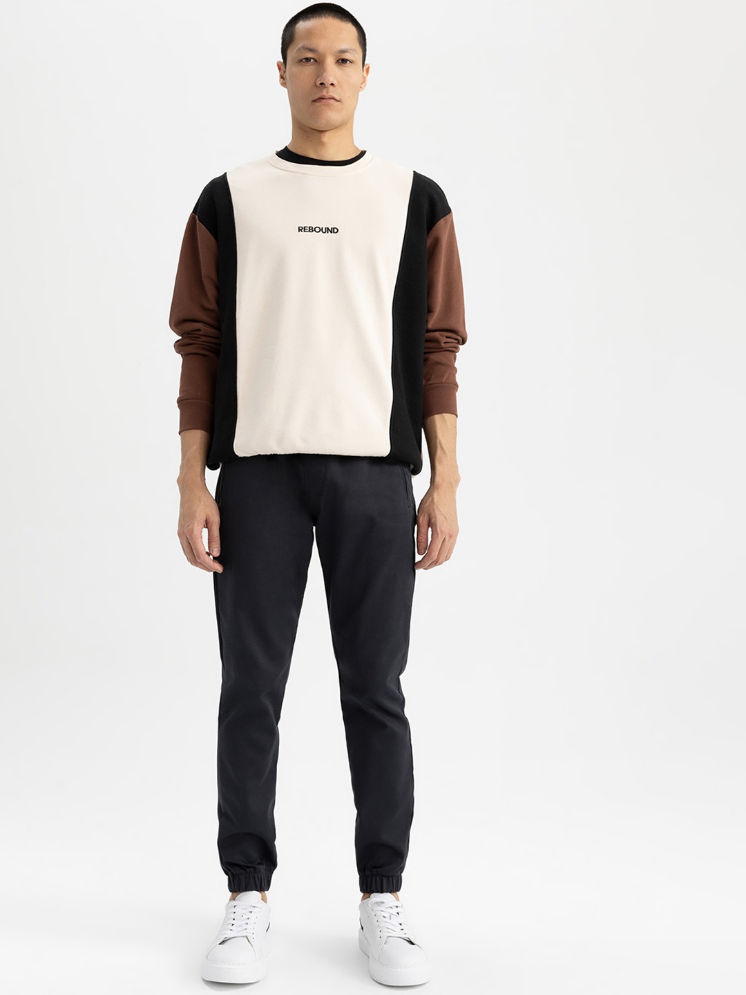 

DeFacto Men Regular Fit Joggers, Black