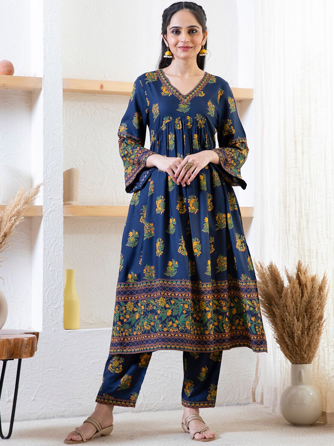 

Rustorange Floral Printed Flared Sleeves Pleated Kurta with Salwar, Purple