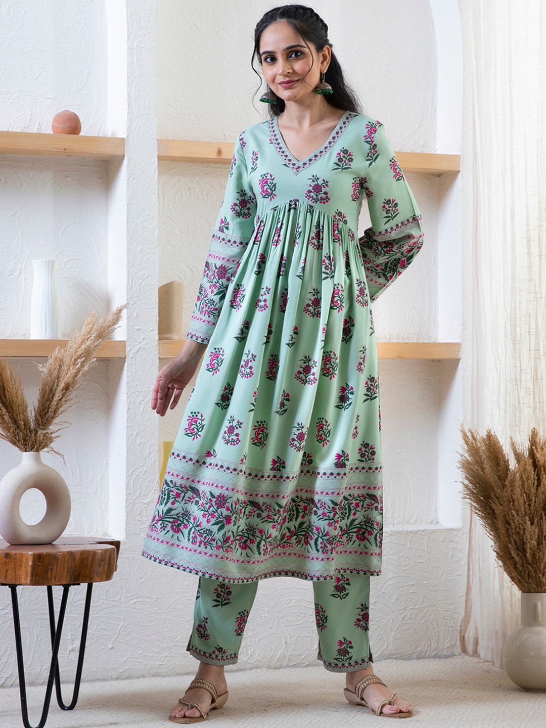 

Rustorange Floral Printed Bell Sleeves Anarkali Kurta with Trousers, Sea green