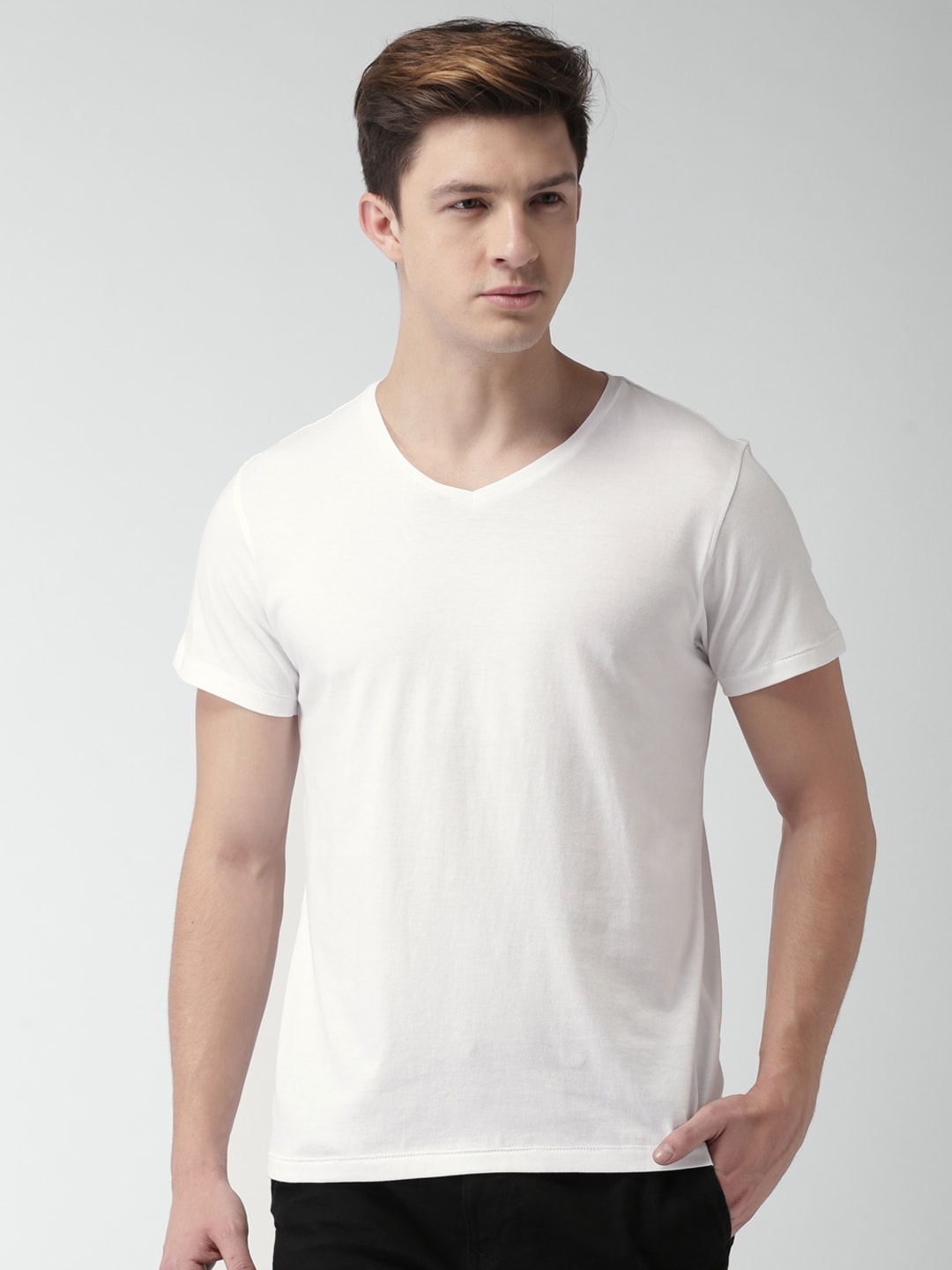 

Mast & Harbour Men White Solid V-Neck T-shirt