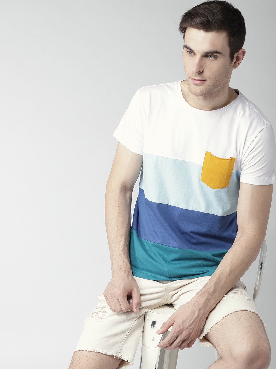 

Mast & Harbour Men White & Blue Striped Round Neck T-shirt