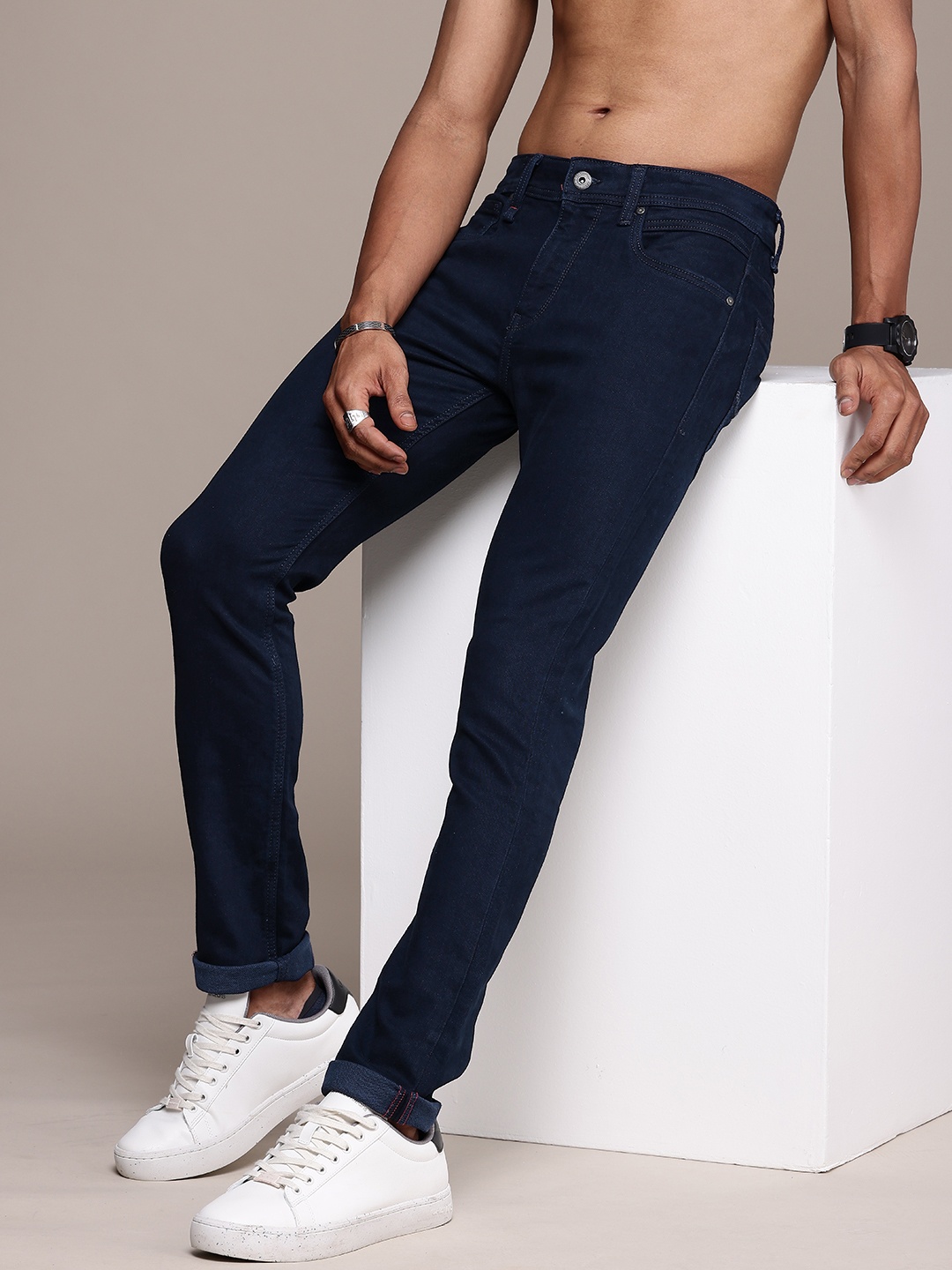 

The Roadster Life Co. Men Skinny Fit Stretchable Jeans, Blue