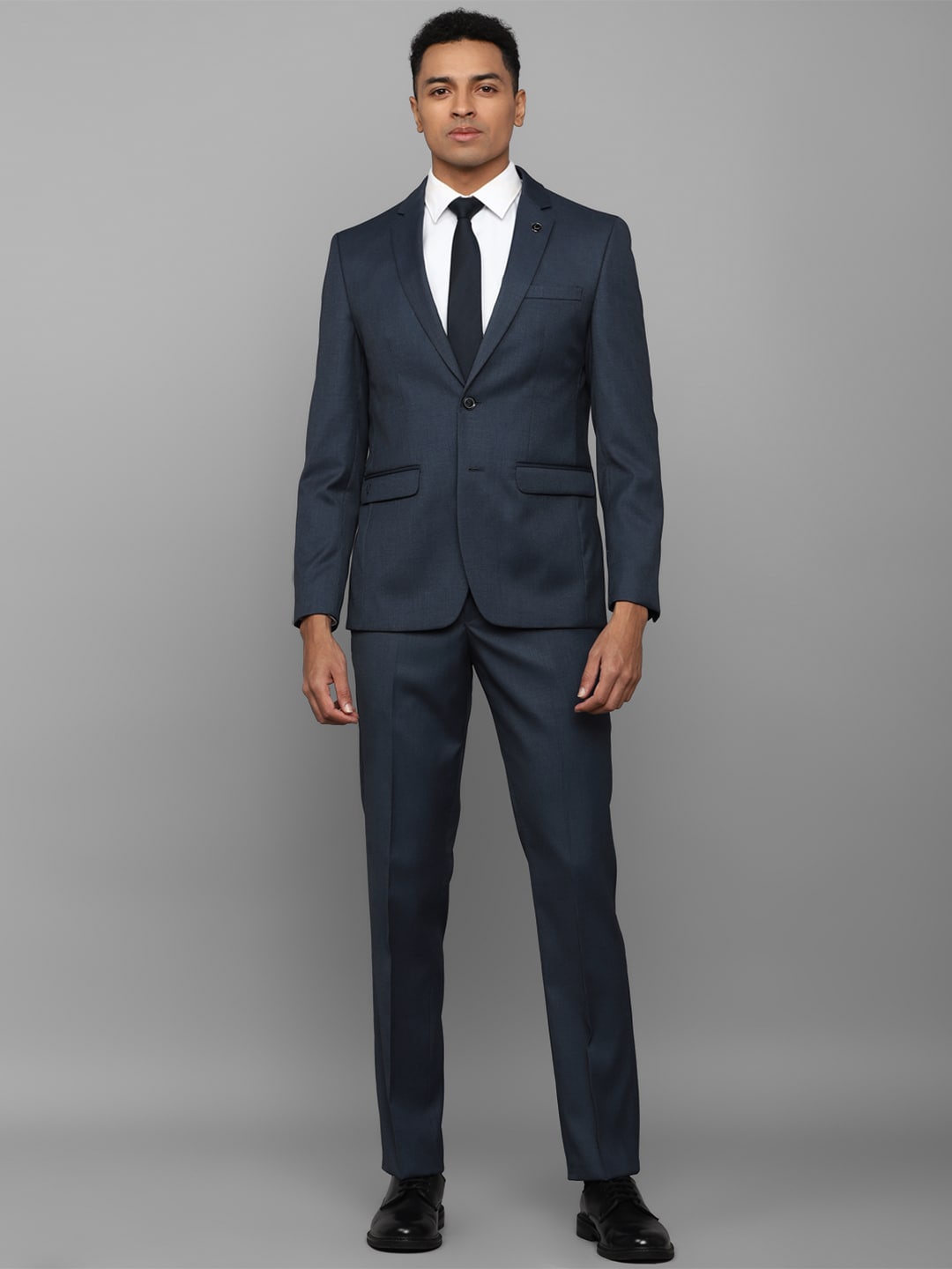

Allen Solly Men Self-Design Single-Breasted Slim-Fit 2-Piece Suit, Navy blue