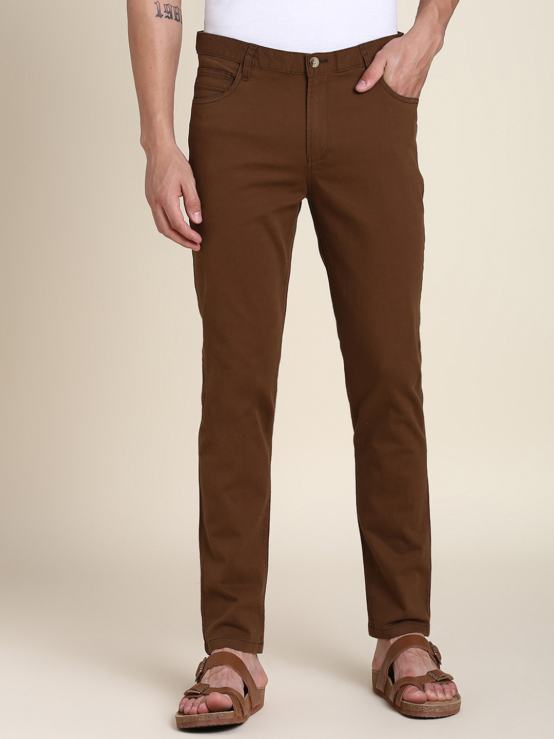 

Dennis Lingo Men Cotton Comfort Mid-Rise Slim Fit Trousers, Brown