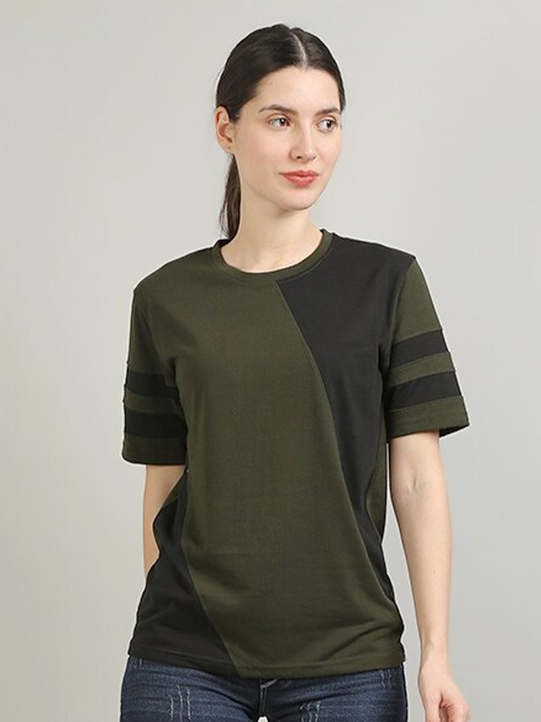 

Kushi Flyer Colourblocked Round Neck Cotton T-shirt, Olive