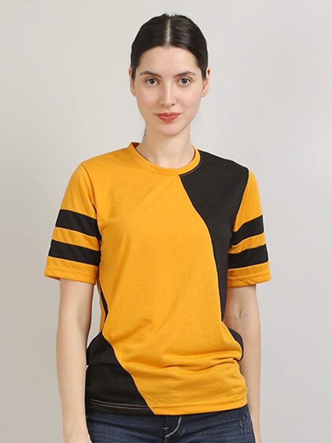 

Kushi Flyer Colourblocked Round Neck Cotton T-shirt, Yellow