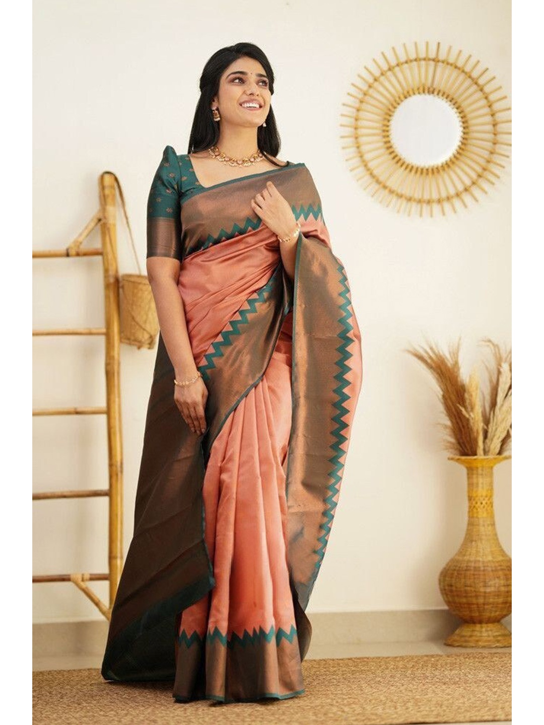 

Wuxi Zari Work Pure Silk Banarasi Saree, Peach