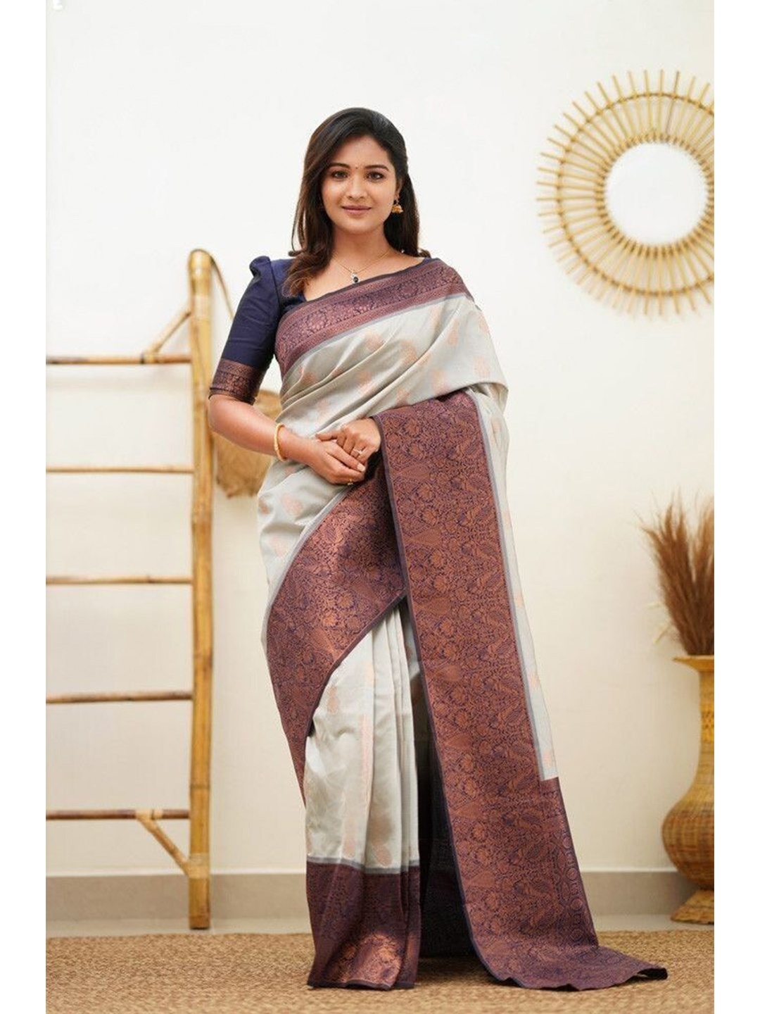 

Wuxi Ethnic Motif Woven Design Zari Pure Silk Banarasi Saree, Grey