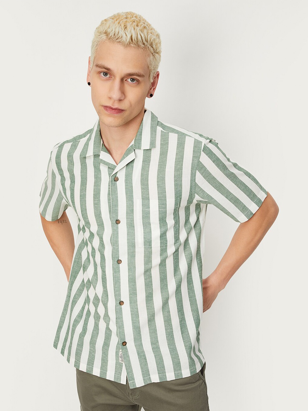 

max Men Striped Regular Fit Casual Shirt, Green