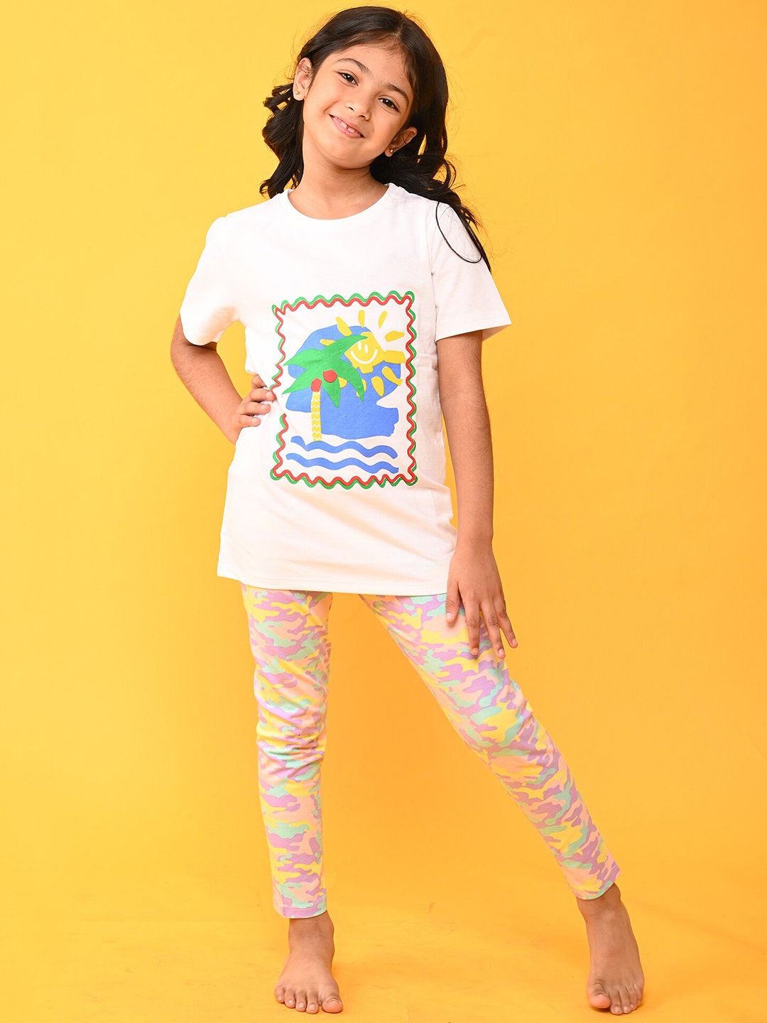 

Anthrilo Girls Pure Cotton Printed T-shirt with Leggings Set, White