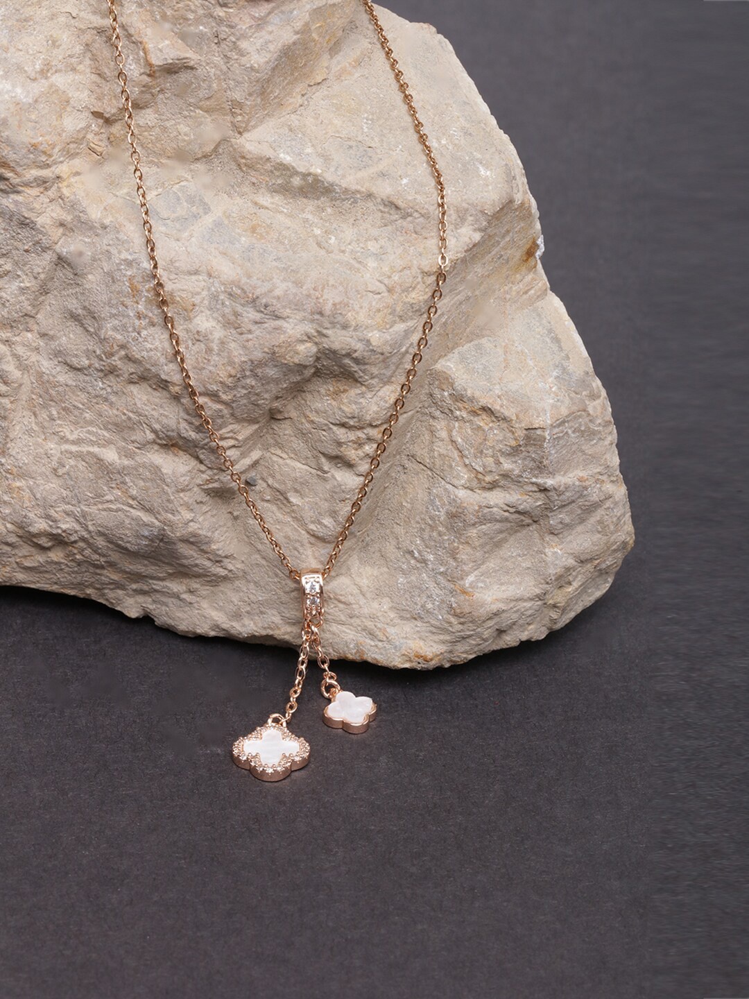 

DressBerry Rose Gold-Plated Stone-Studded Enamelled Necklace, White