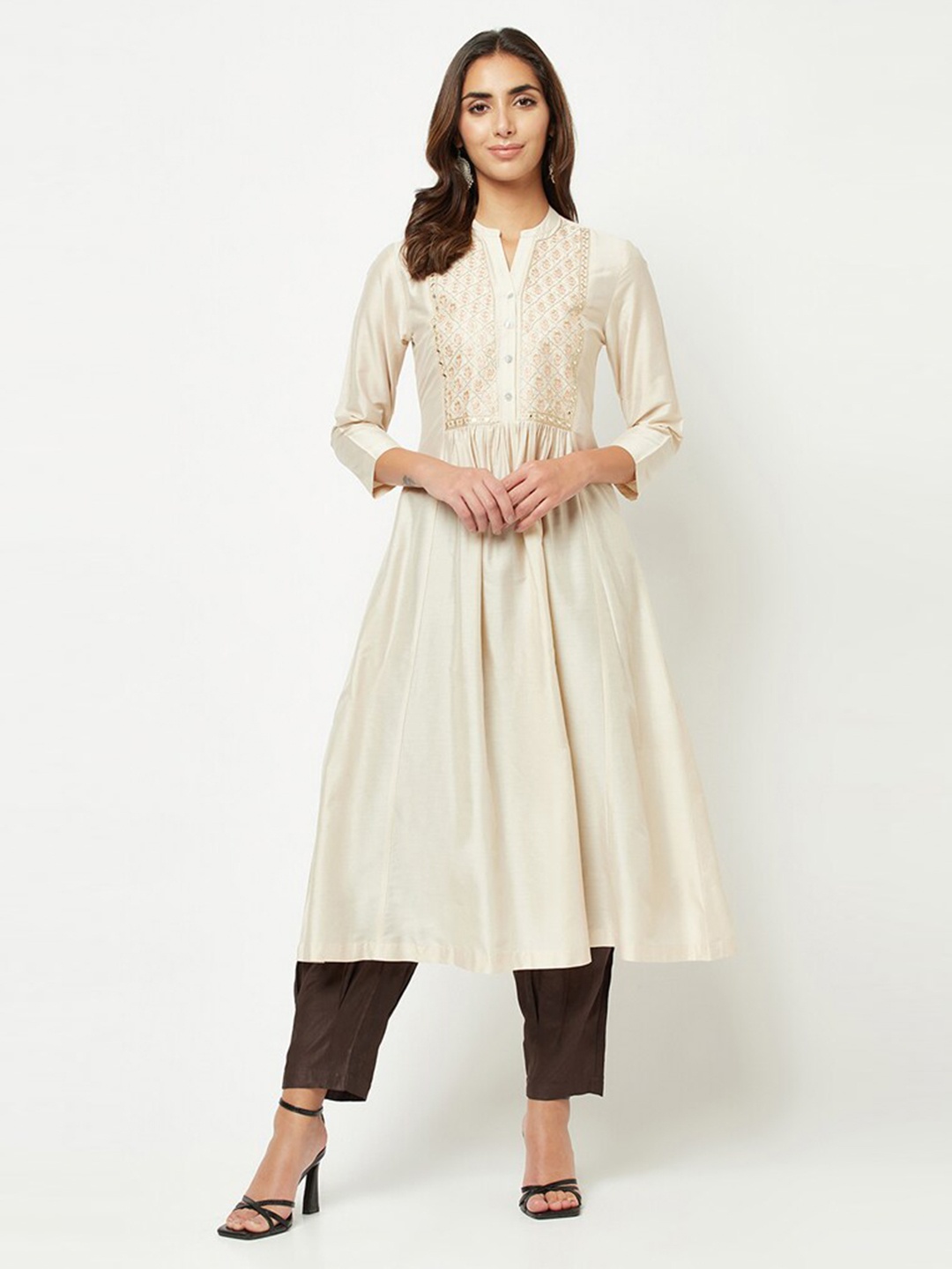 

BARARA ETHNIC Ethnic Motifs Yoke Design Band Collar Anarkali Kurta, Off white