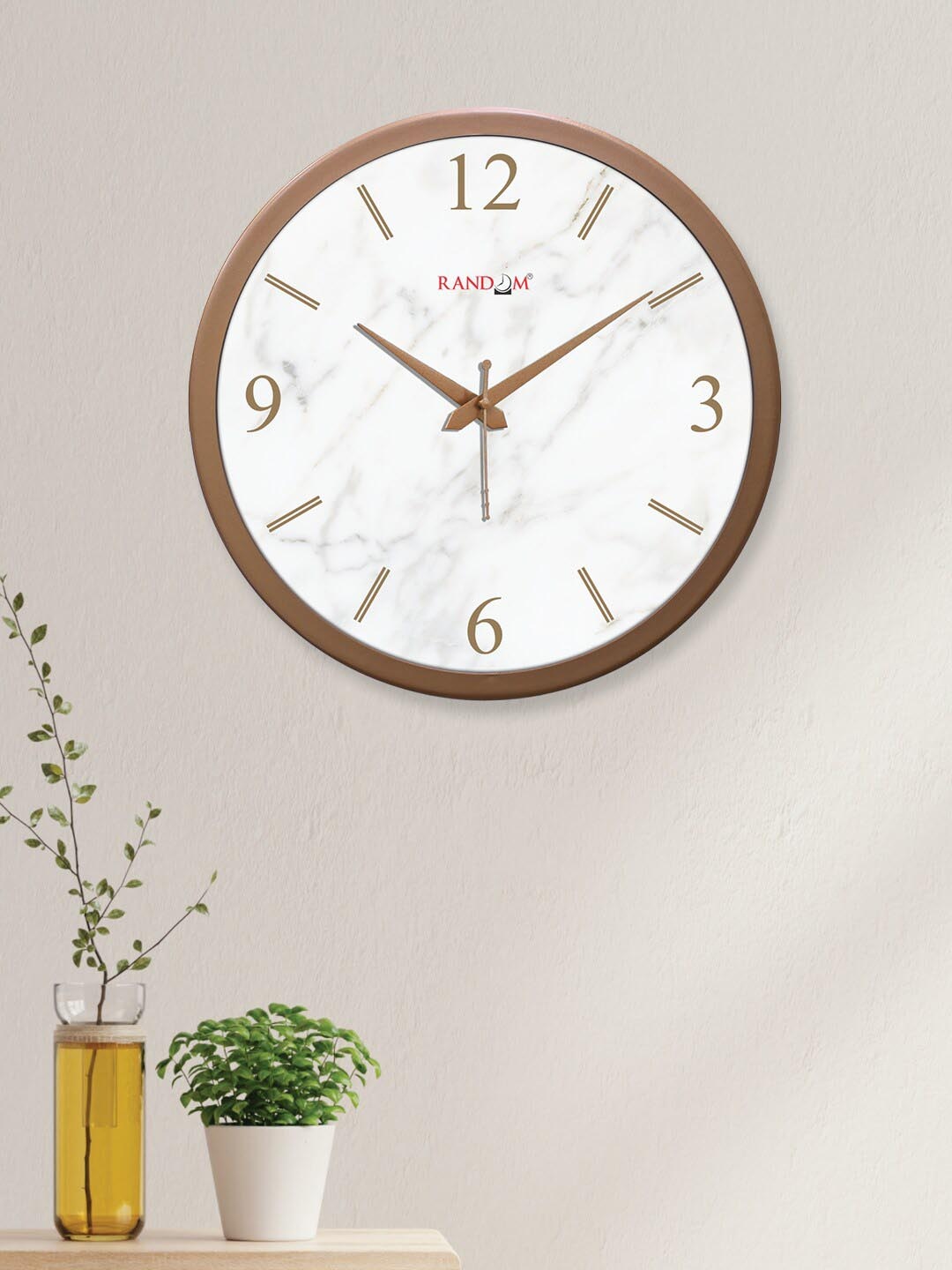 

RANDOM Copper-Toned & Cream-Coloured Analogue Contemporary Round Wall Clock