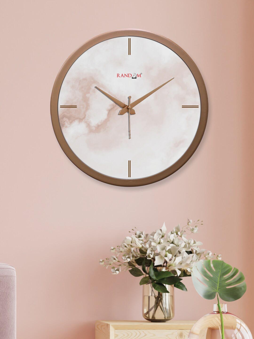 

RANDOM Off White & Copper-Toned Printed Analogue Contemporary Round Wall Clock