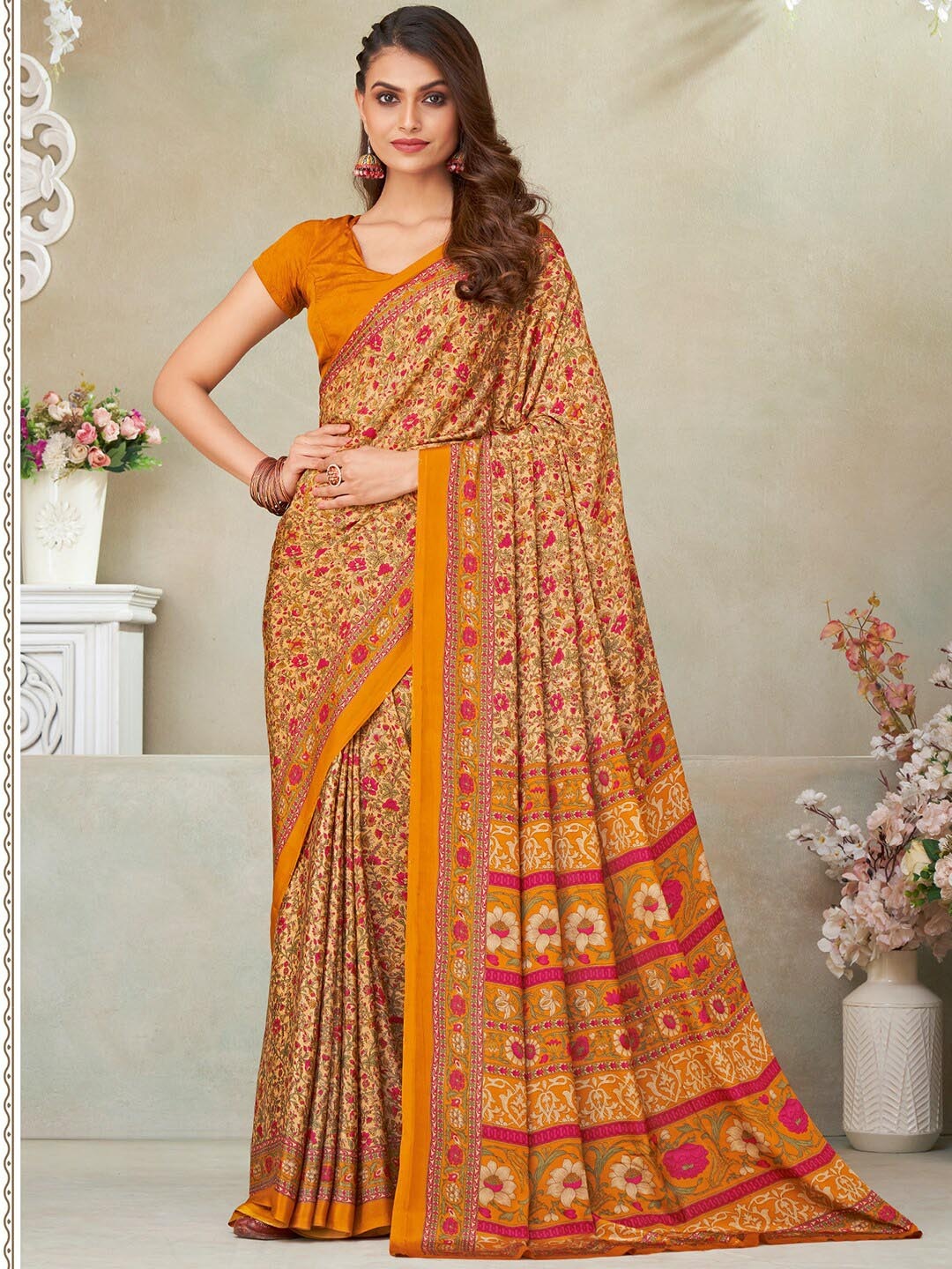 

Kasak Floral Printed Saree, Orange