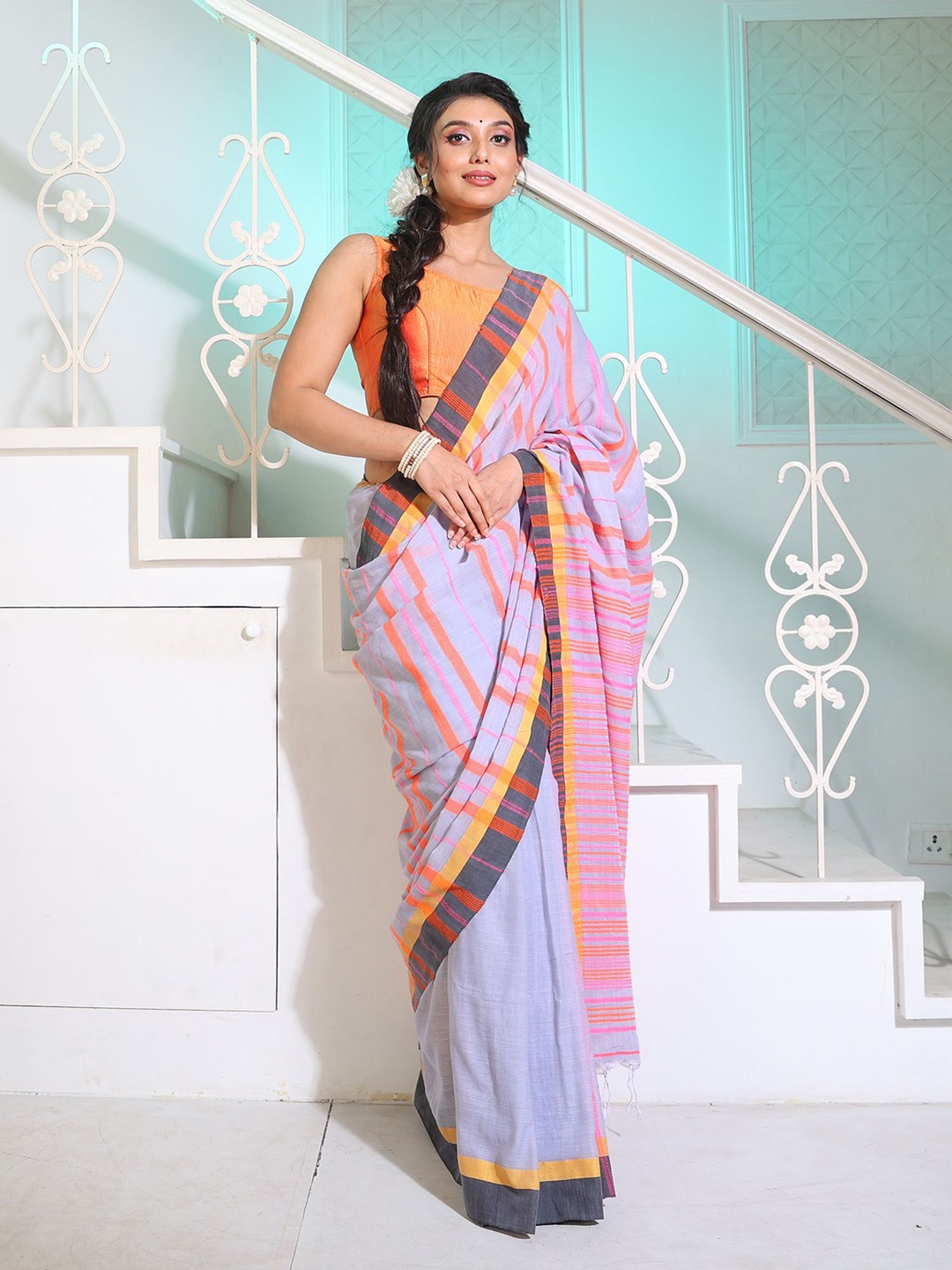 

Charukriti Striped Pure Cotton Saree, Grey
