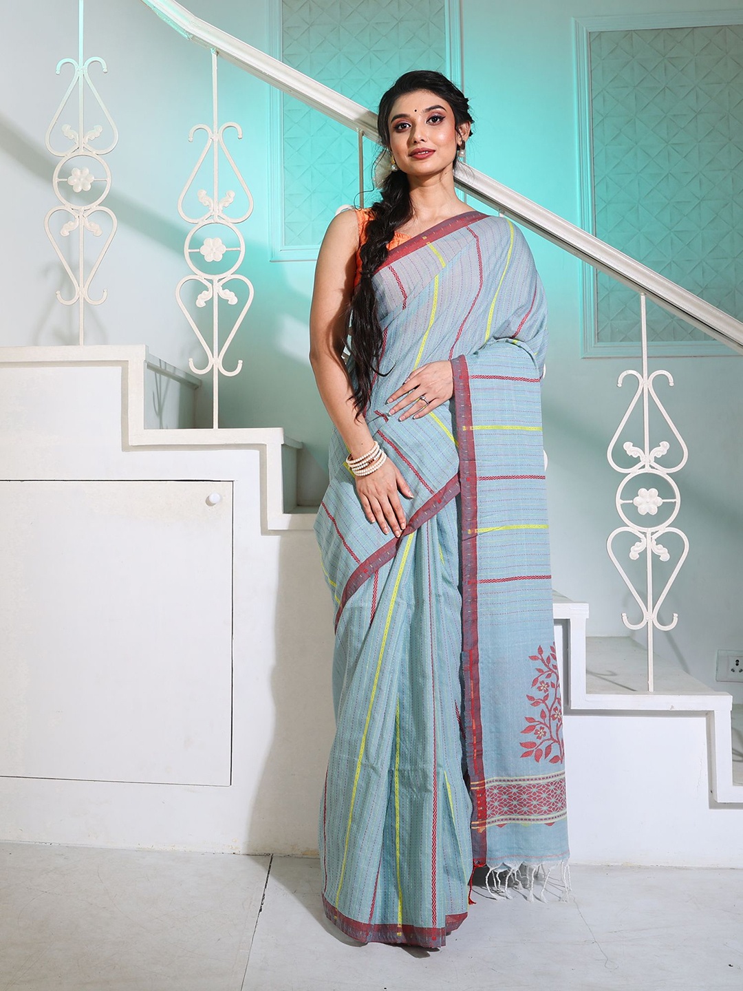 

Charukriti Striped Pure Cotton Saree, Blue