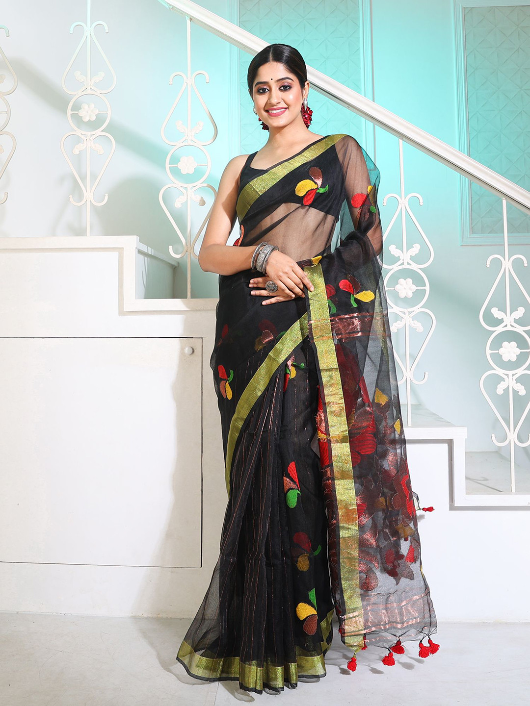 

Charukriti Floral Motif Woven Design Zari Saree, Black