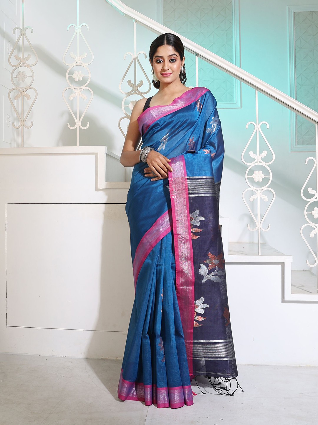 

Charukriti Floral Woven Design Zari Pure Silk Saree, Blue