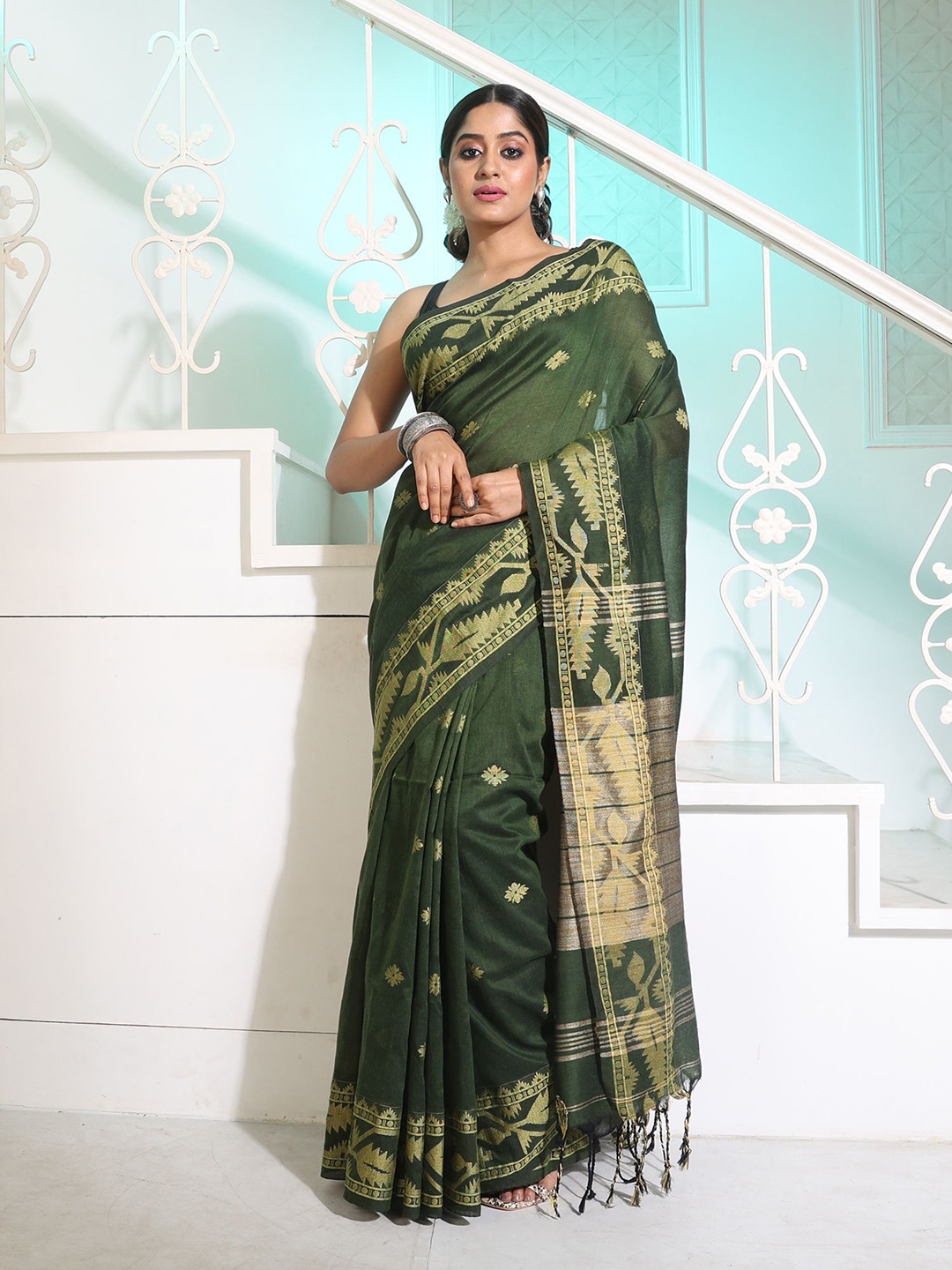 

Charukriti Ethnic Motif Zari Pure Cotton Saree, Green