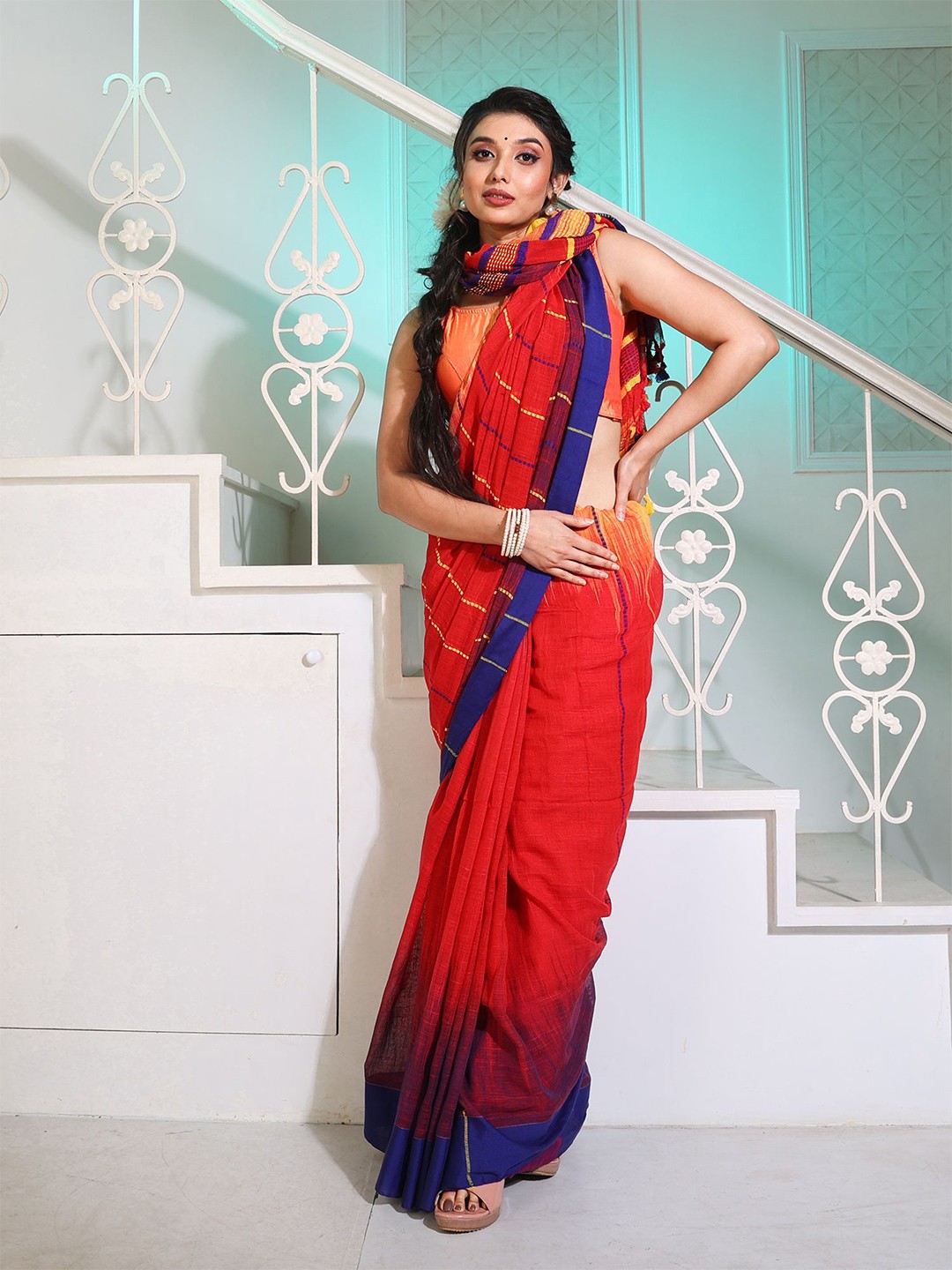 

Charukriti Striped Pure Cotton Ikat Saree, Red