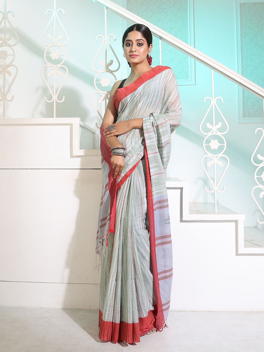 

Charukriti Striped Pure Cotton Saree, Green