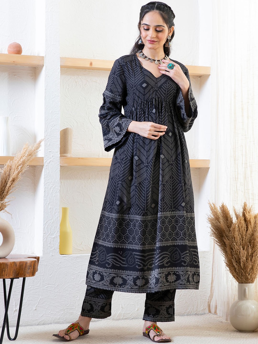 

Rustorange Bandhani Printed A-Line Kurta with Trousers, Navy blue