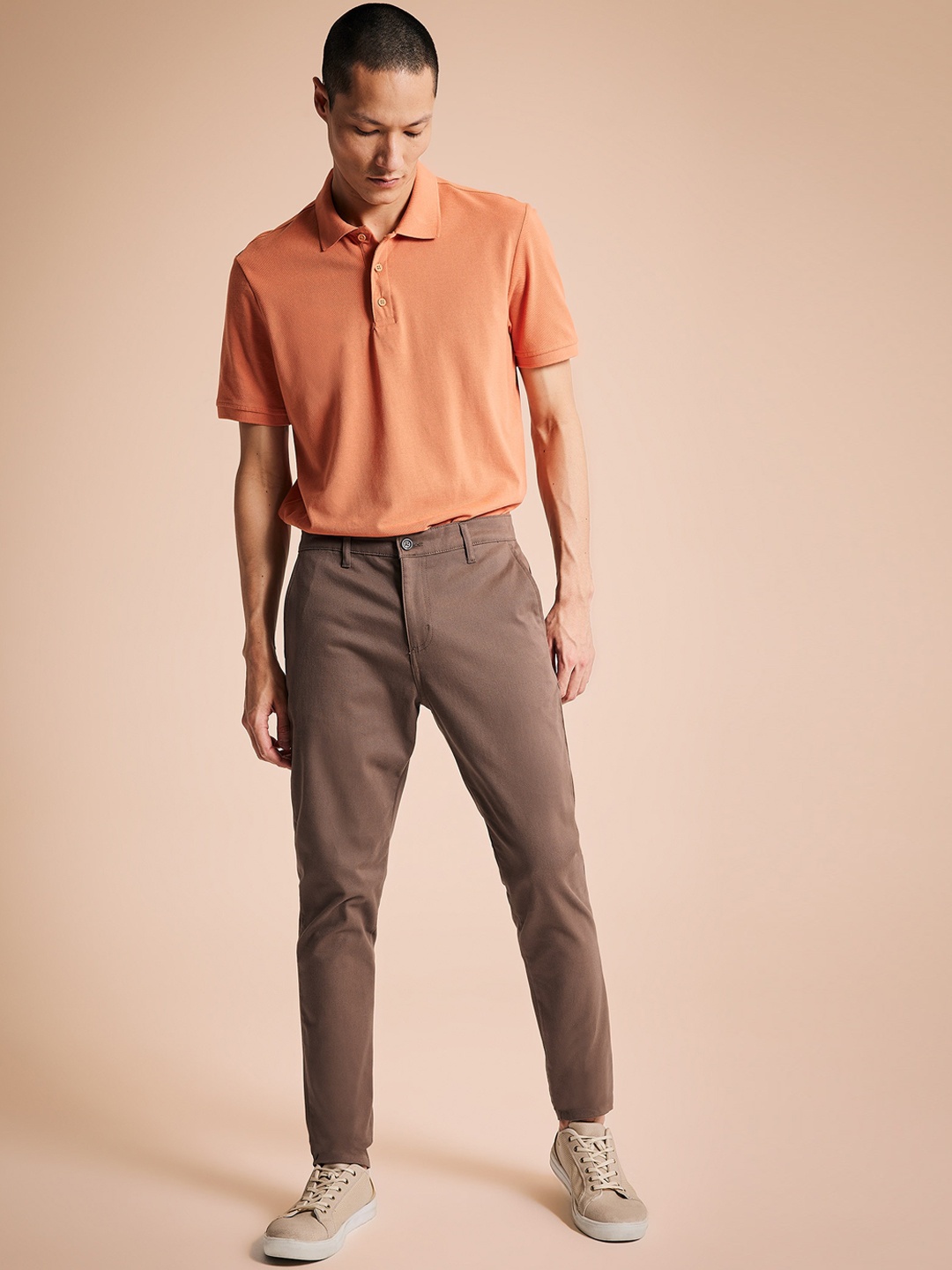 

DeFacto Men Cotton Mid-Rise Flat-Front Plain Trousers, Brown