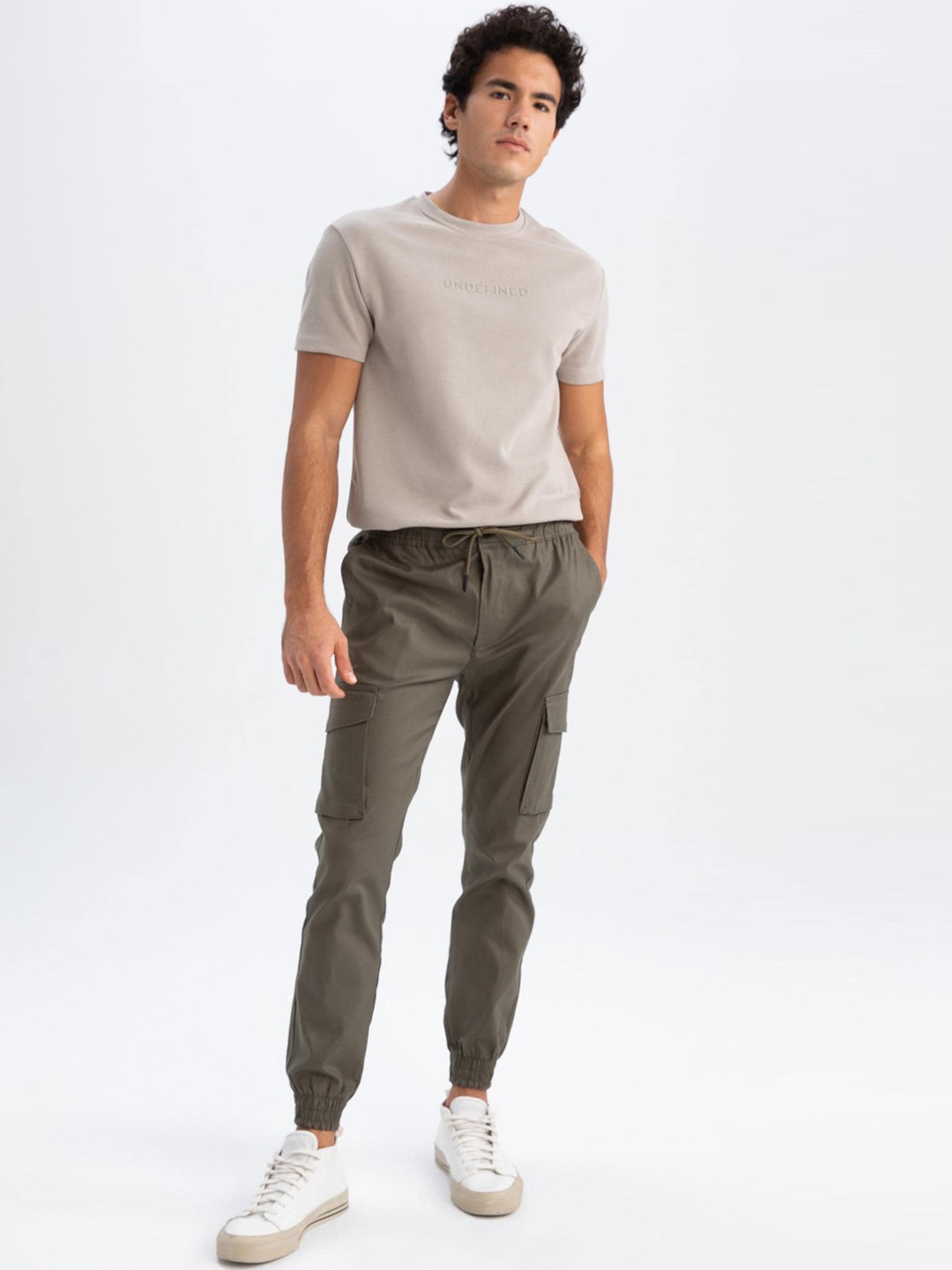 

DeFacto Men Regular Fit Cargo Trousers, Taupe