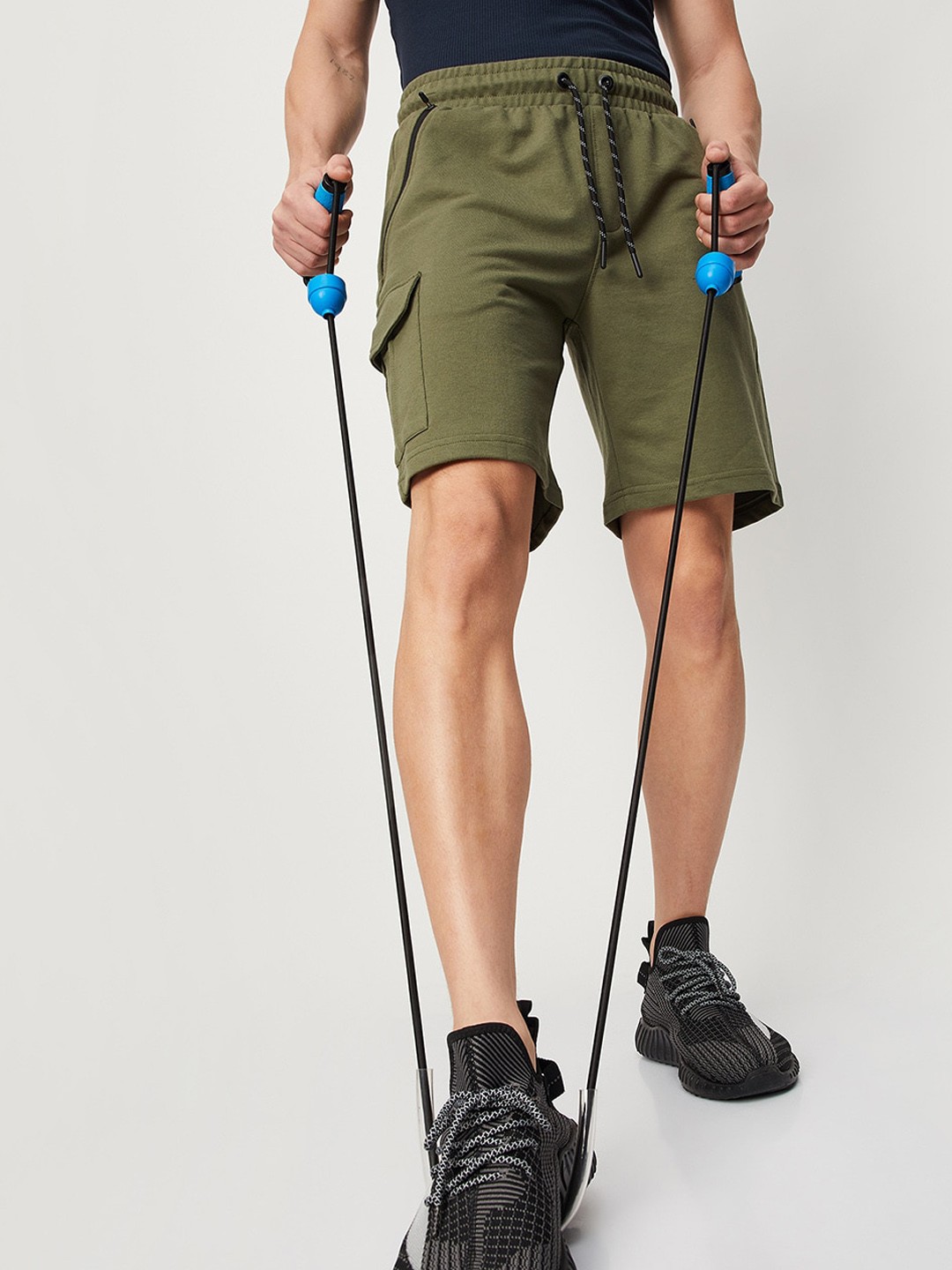 

max Men Regular Fit Mid-Rise Sports Shorts, Olive