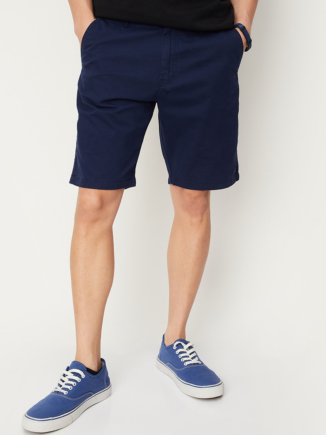 

max Men Regular Fit Mid-Rise Sports Shorts, Navy blue