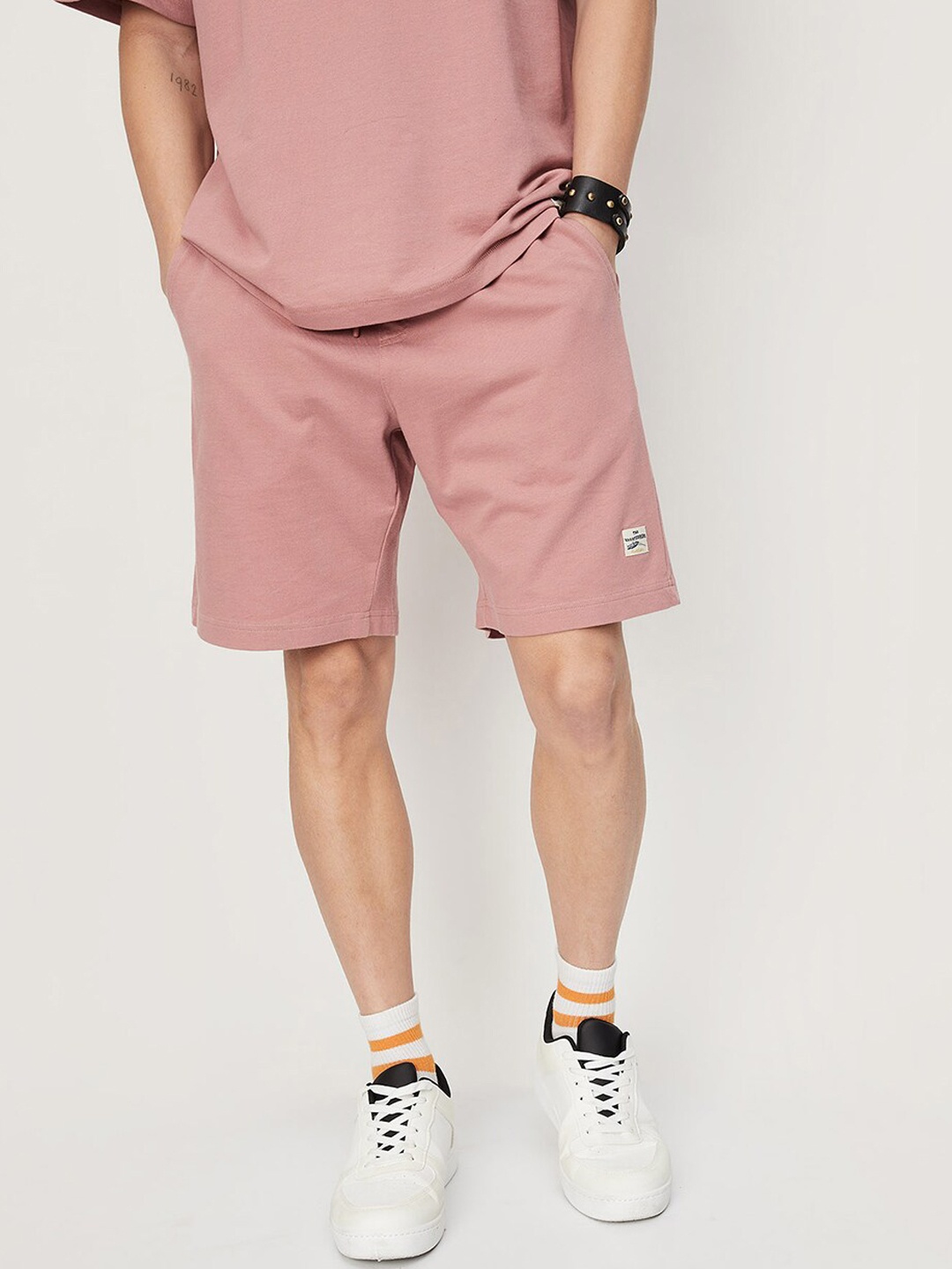

max Men Regular Fit Mid-Rise Pure Cotton Shorts, Pink