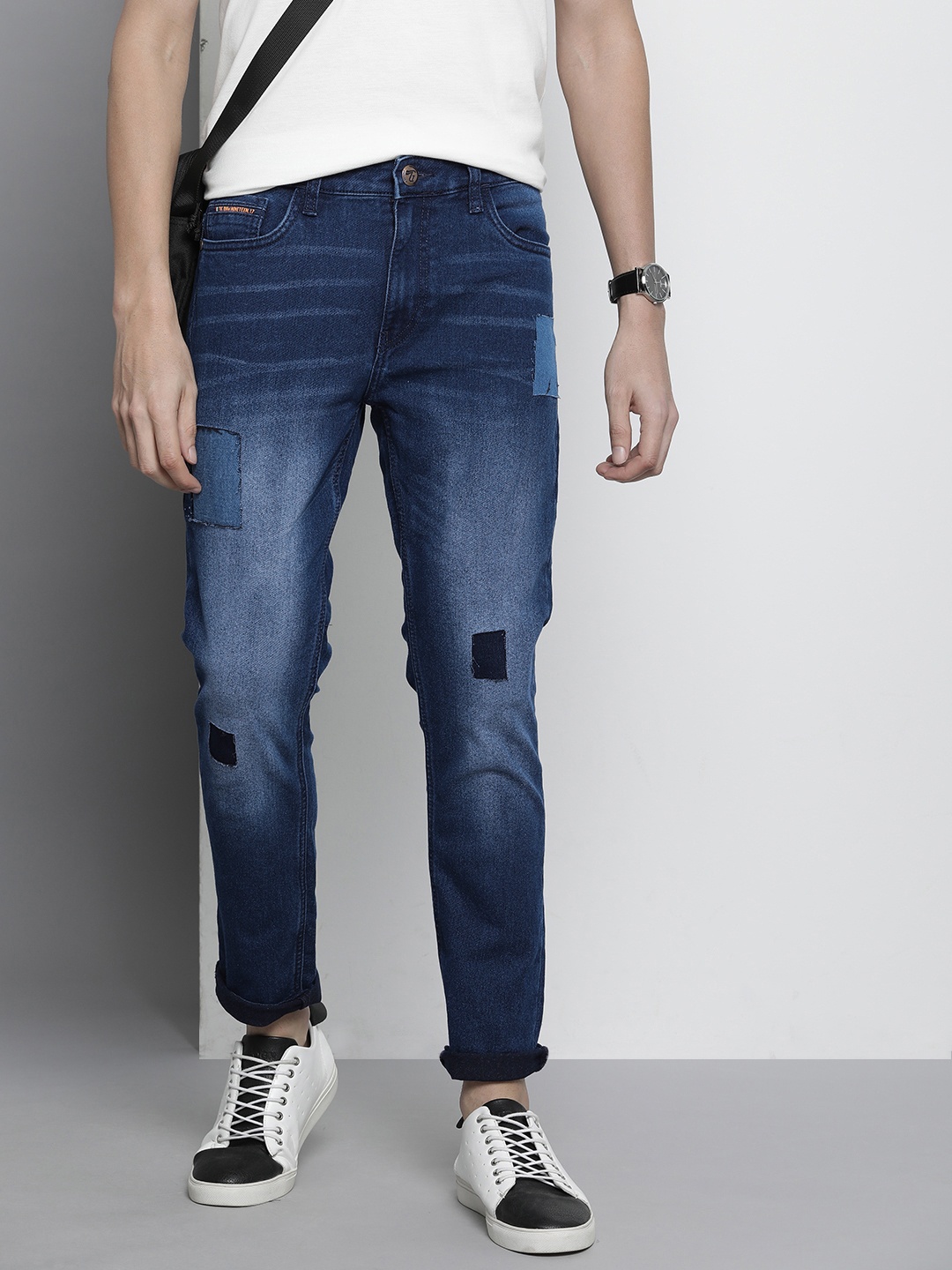 

The Indian Garage Co Slim Fit Light Fade Applique Stretchable Jeans, Navy blue