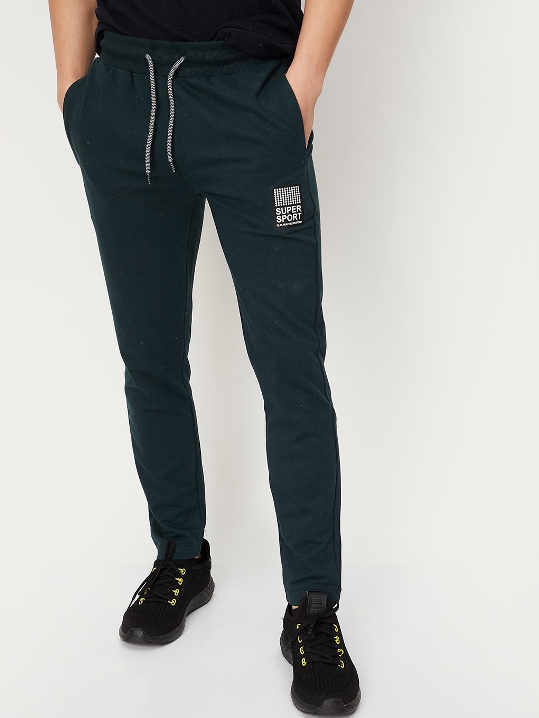 

max Men Mid Rise Sports Track Pants, Green