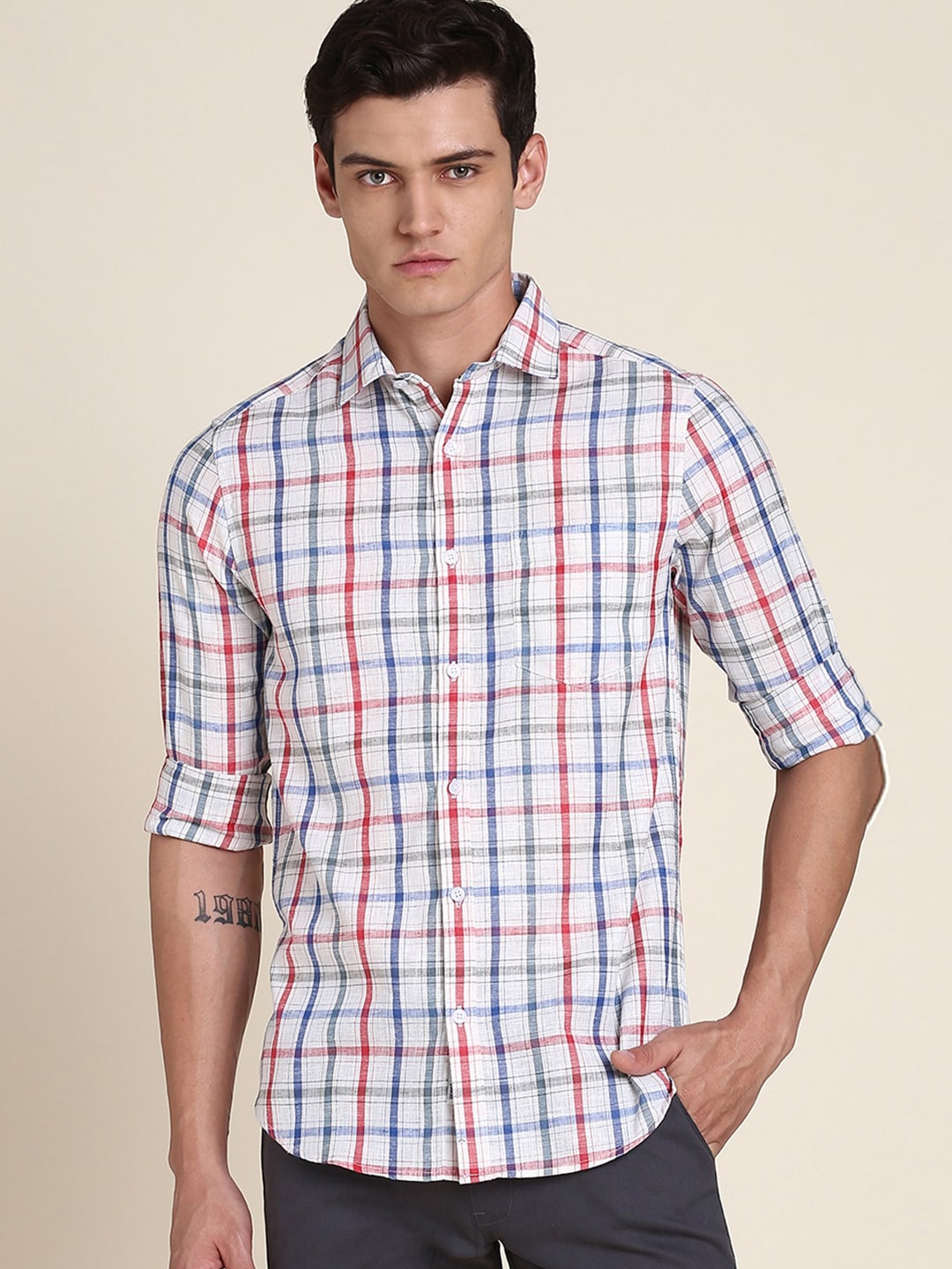 

Dennis Lingo Spread Collar Slim Fit Tartan Checked Pure Cotton Casual Shirt, White