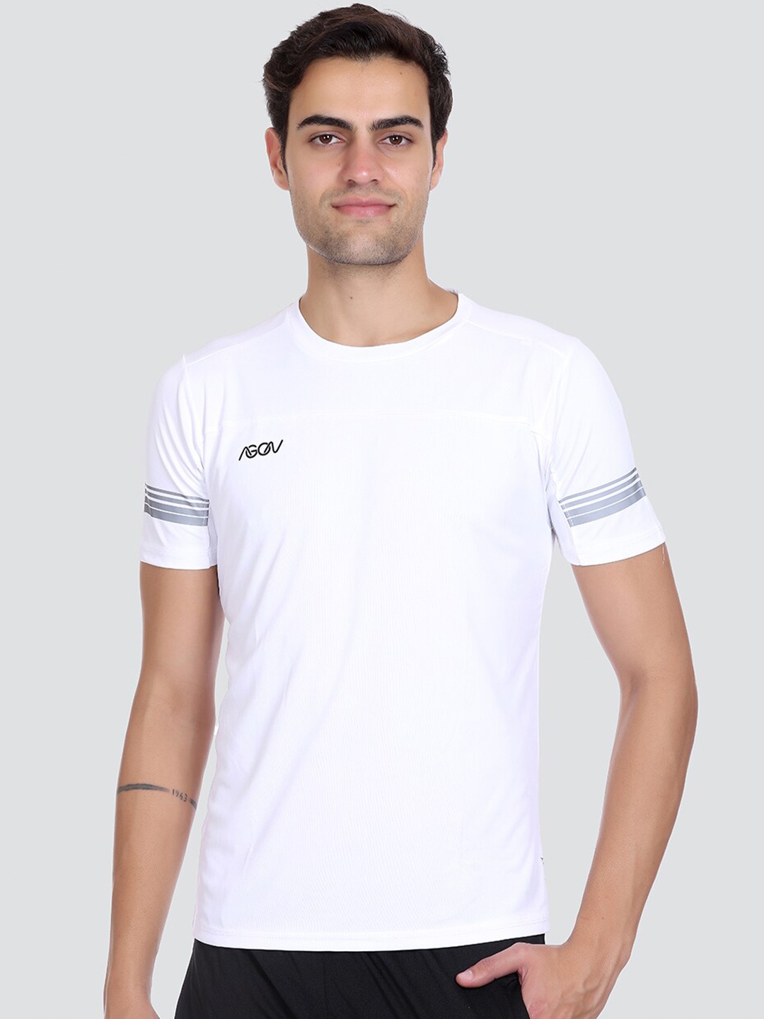 

AGON Sports Round Neck Rapid-Dry T-shirt, White