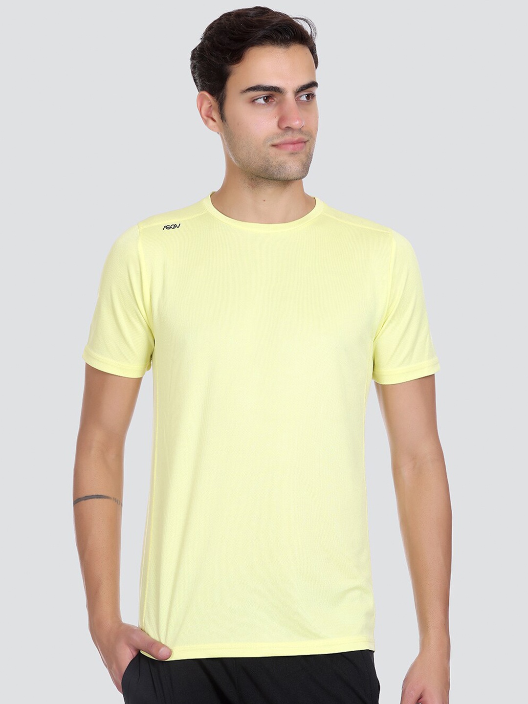 

AGON Round Neck Rapid Dry Sports T-shirt, Yellow