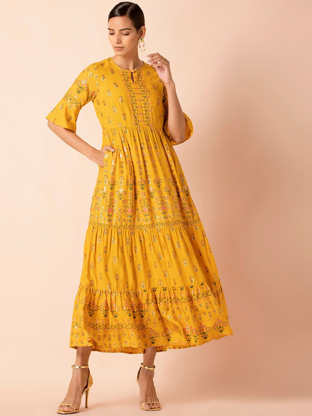 

INDYA Floral Printed Keyhole Neck Bell Sleeves Tiered kurta Kurta, Yellow