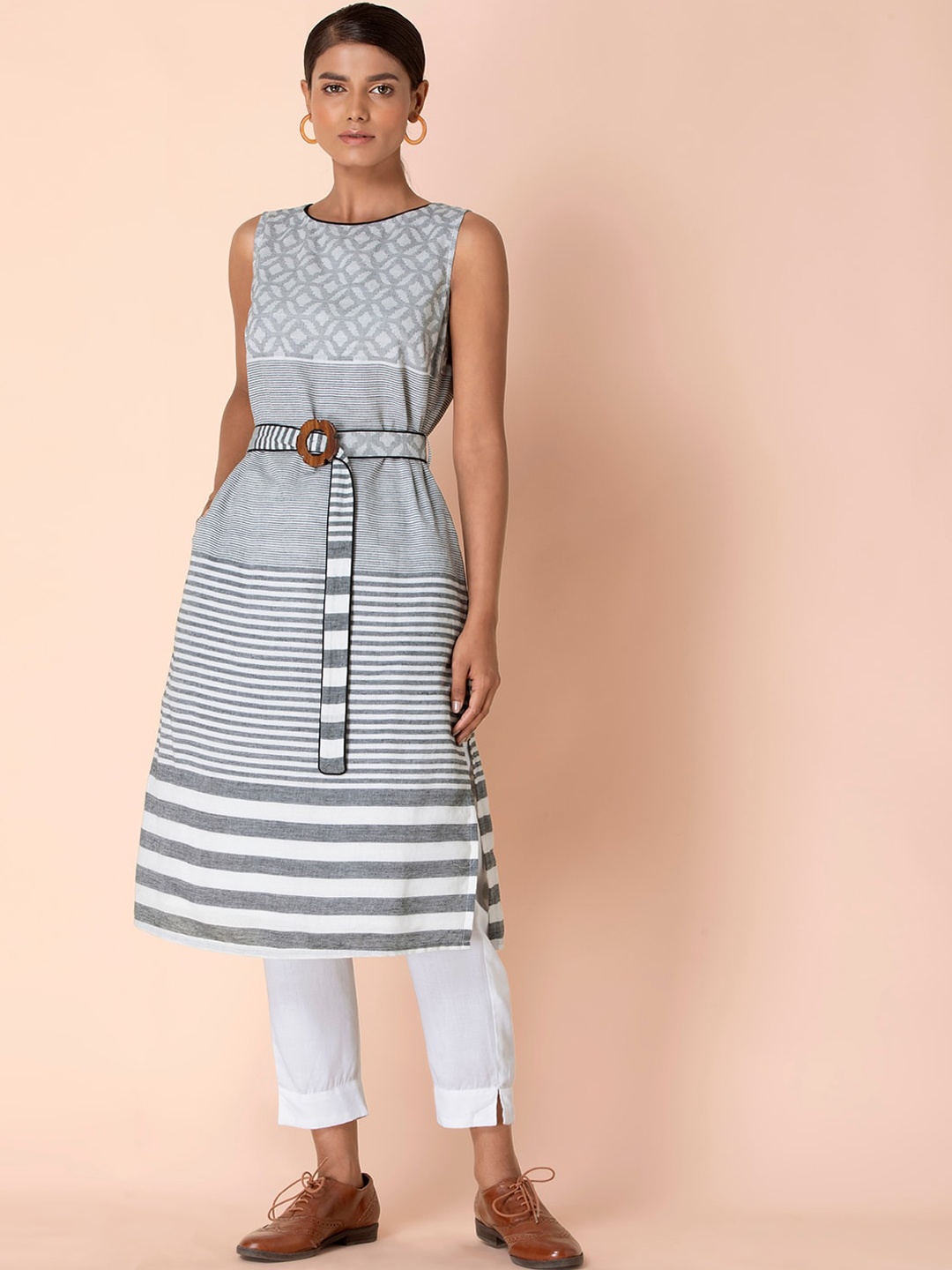 

INDYA Striped Boat Neck Pure Cotton Belted Kurta, Grey