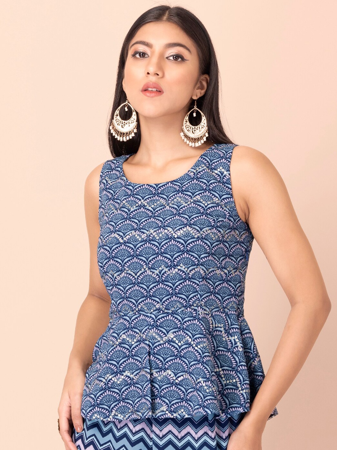 

INDYA Floral-Printed Peplum Crop Top, Navy blue