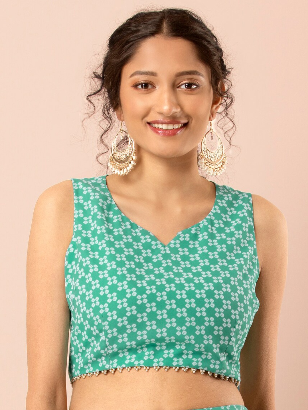 

INDYA Geometric Printed V-Neck Sleeveless Crop Top, Green