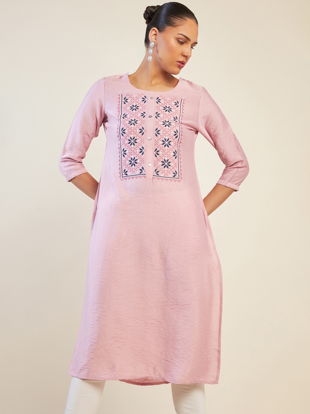 

Soch Ethnic Motifs Embroidered Straight Kurta, Pink
