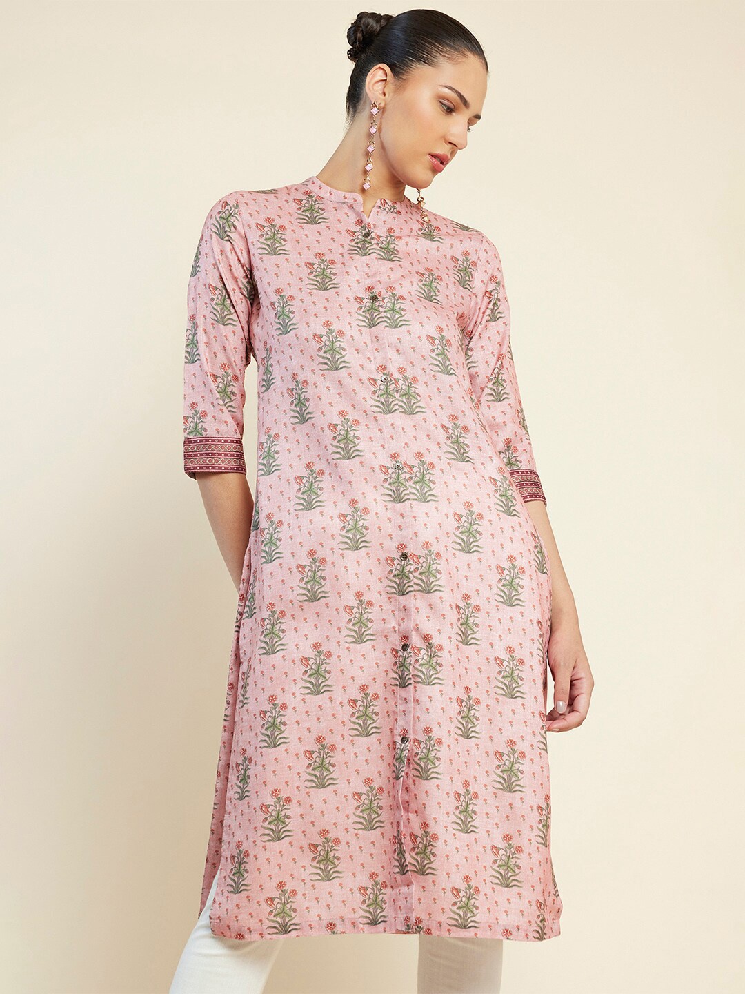 

Soch Floral Printed Mandarin Collar Straight Kurta, Peach