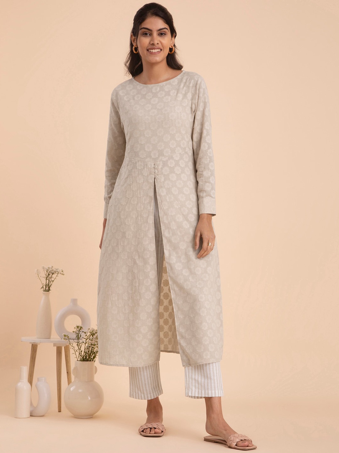 

Pink Fort Floral Self Design Jacquard Front Slit Pure Cotton Kurta with Trousers, Beige