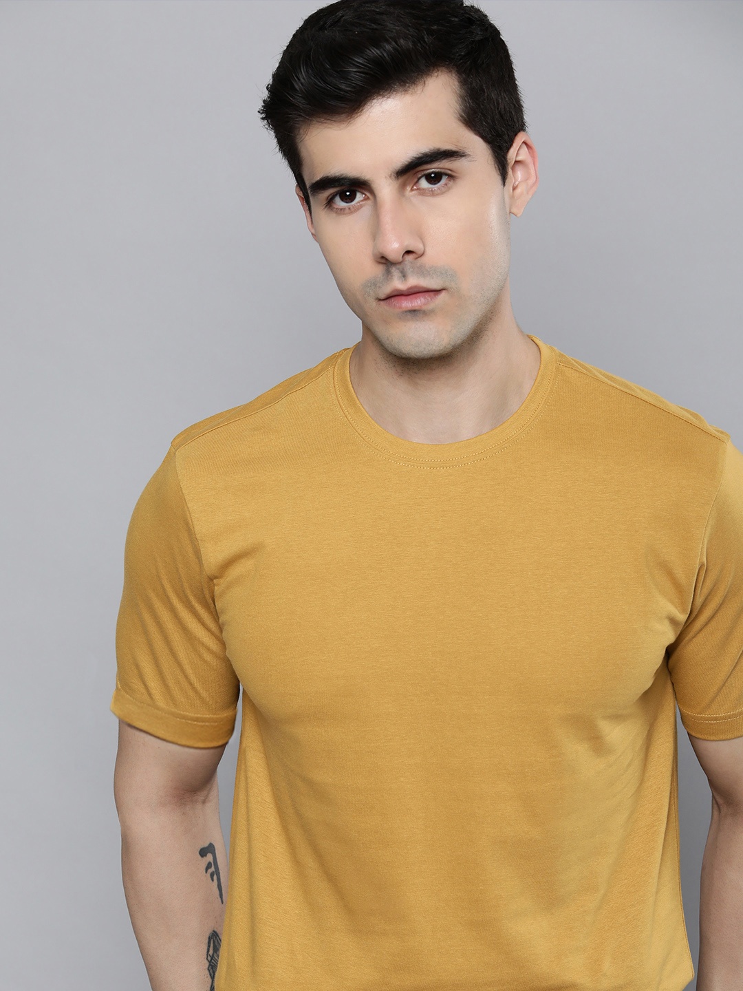 

ether Solid T-shirt, Mustard