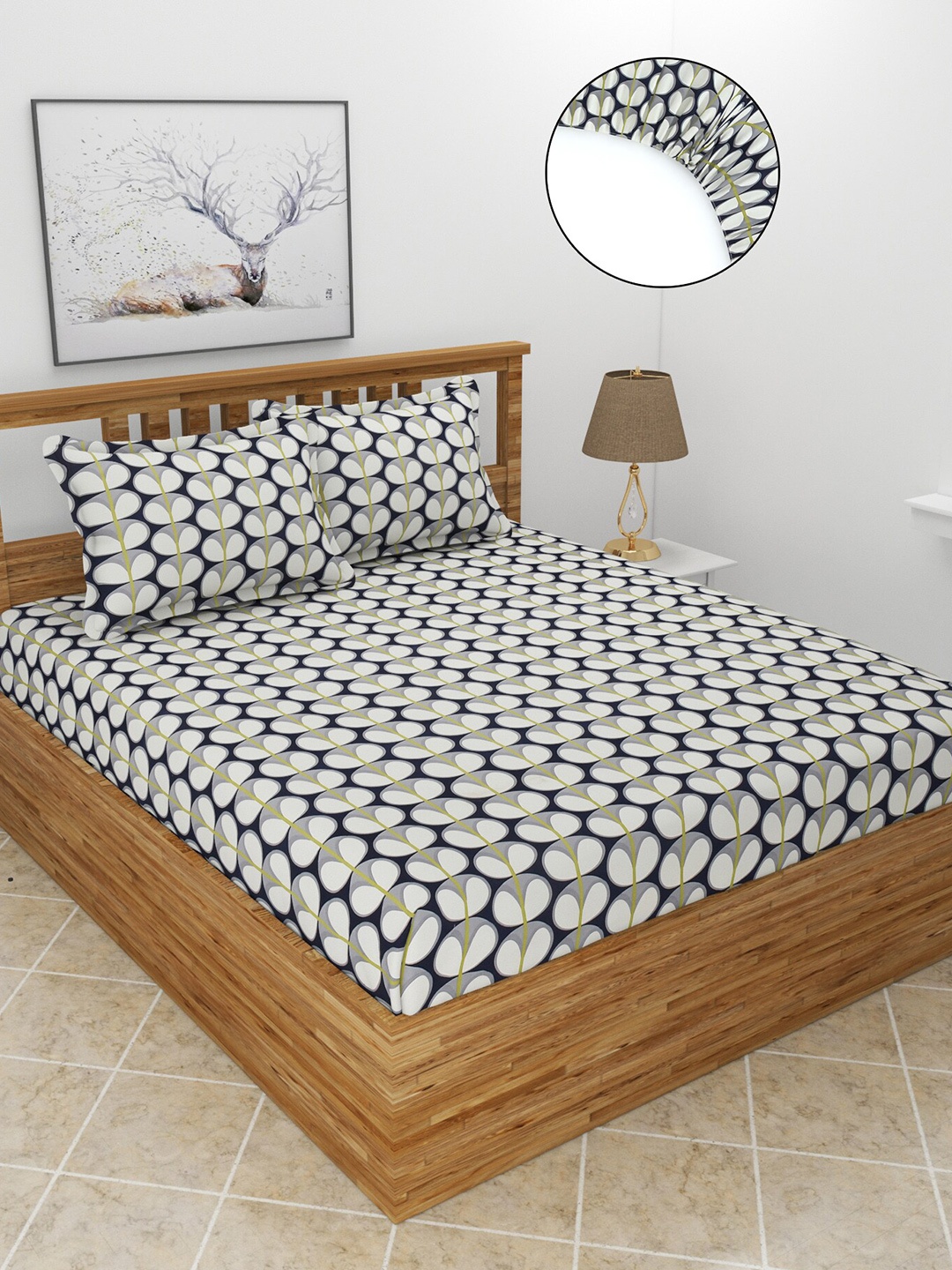 

MORADO Black & White Abstract 210 TC Fitted Queen Bedsheet With 2 Pillow Covers